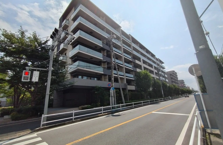 プラウド武蔵境テラス｜武蔵野市吉祥寺南町エリアの不動産査定と不動産売却のご相談は株式会社コロンブスへ
