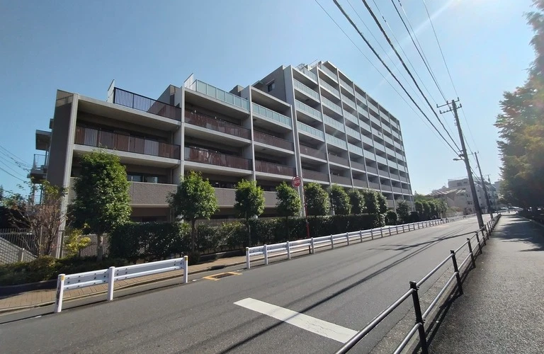 プレサンスロジェ荻窪桃井｜杉並区桃井エリアの不動産査定と不動産売却のご相談は株式会社コロンブスへ