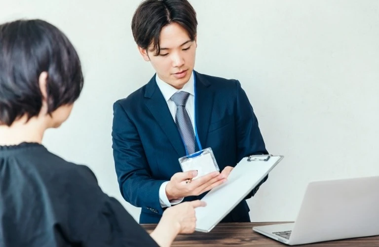 【迷ったら必読】専任媒介と一般媒介、どちらを選ぶべき？|株式会社コロンブス